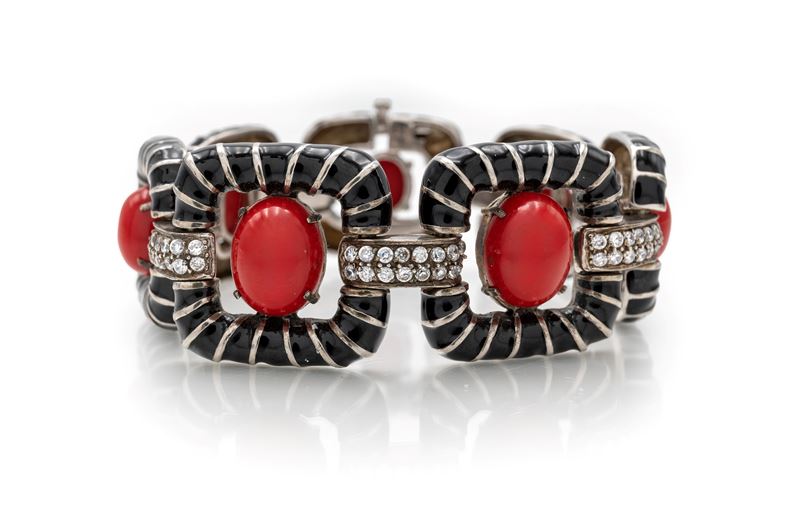 Bracciale, argento, smalto e pietre rosse ed incolori, anni '70