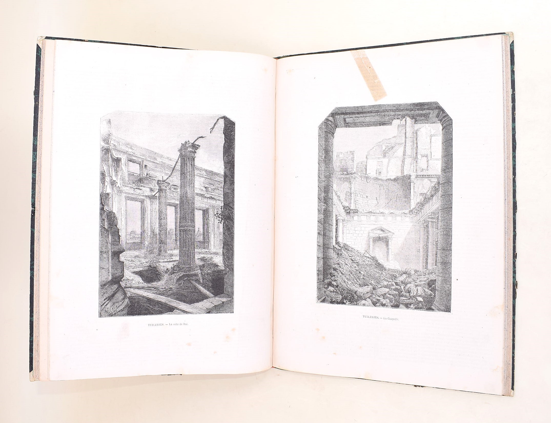 Paris incendié, Les Communeux de Paris (Comune di Parigi), 1871; opera illustrata in volume