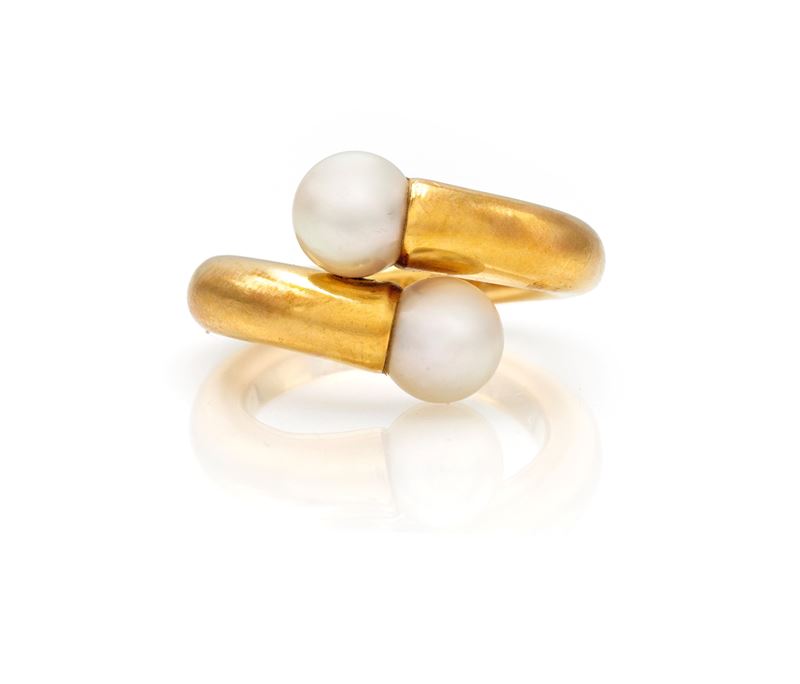 Cartier, Anello in oro giallo 750/000 con perle