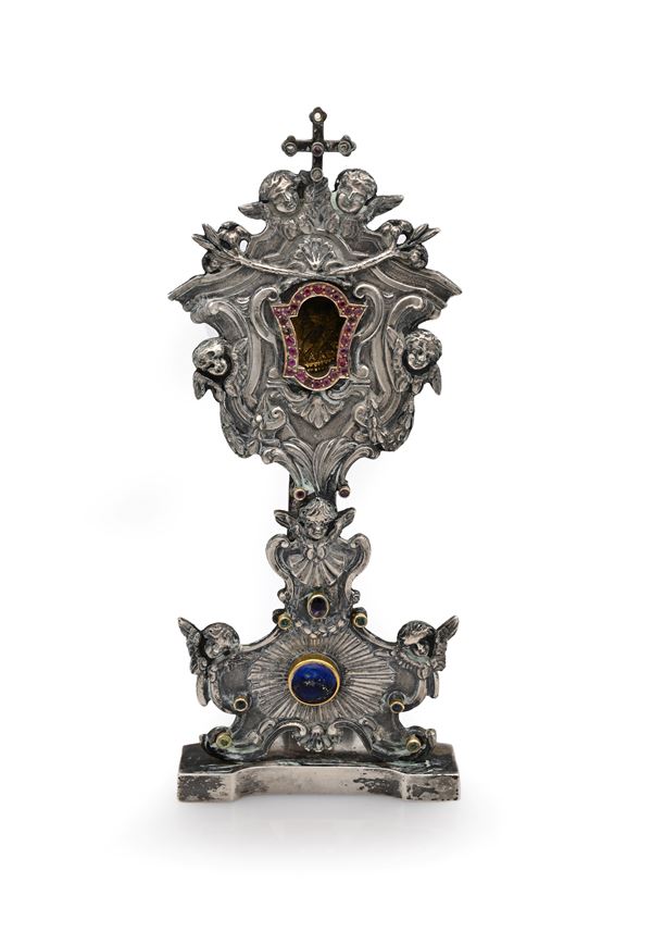 Piccolo reliquiario a ostensorio in fusione d'argento con gemme multicolore, XIX secolo