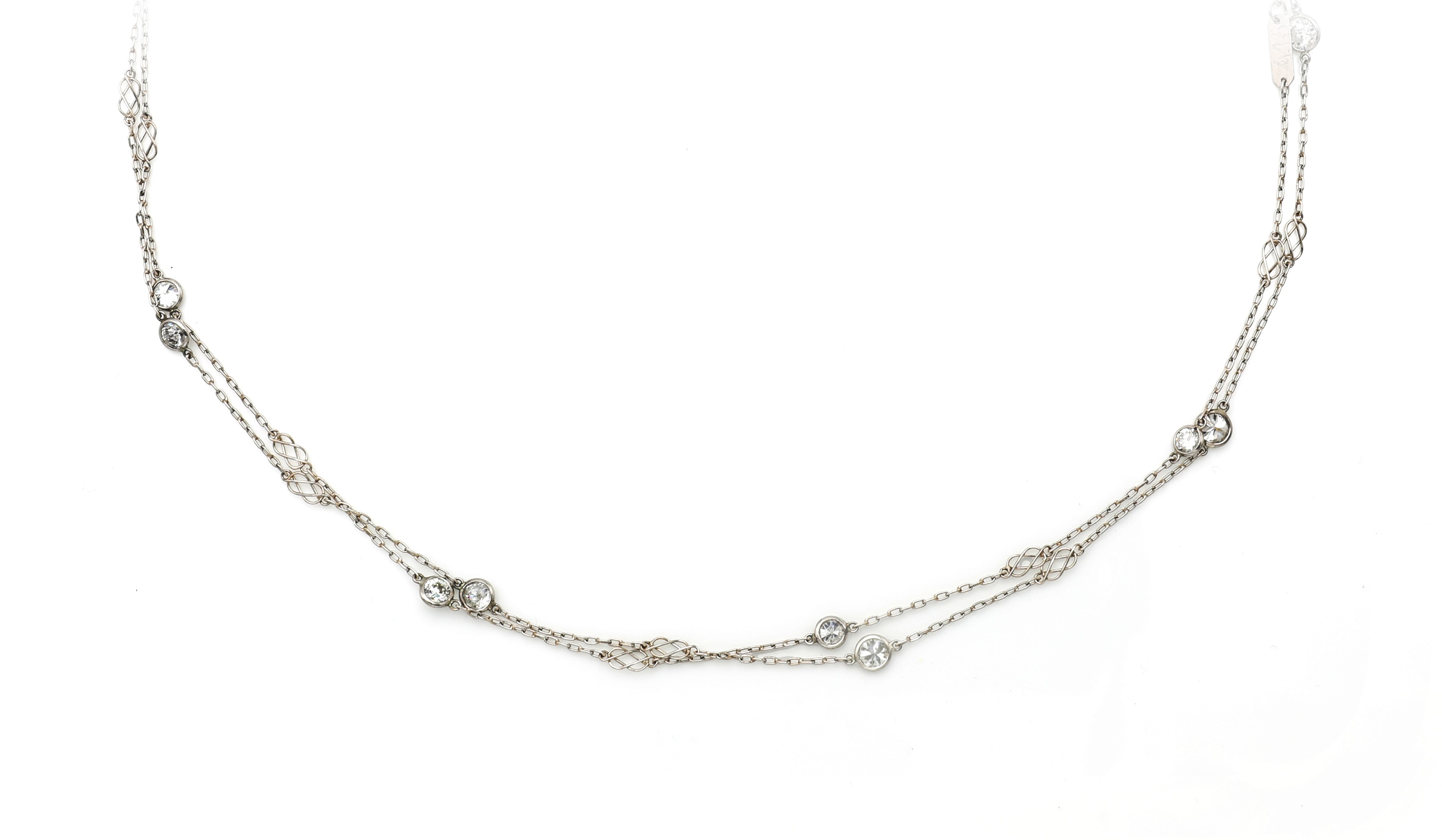 Lunga collana, platino 900/000 con diamanti rotondi brillanti (ct 4,20 ca.)
