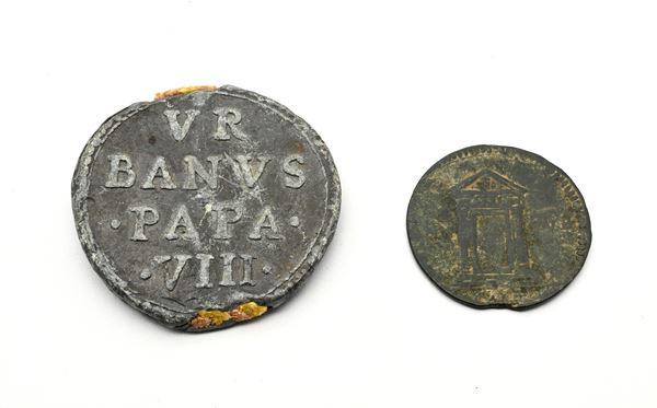 Bolla in piombo di Urbano VIII e 1/2 Bajocco Gubbio 1725