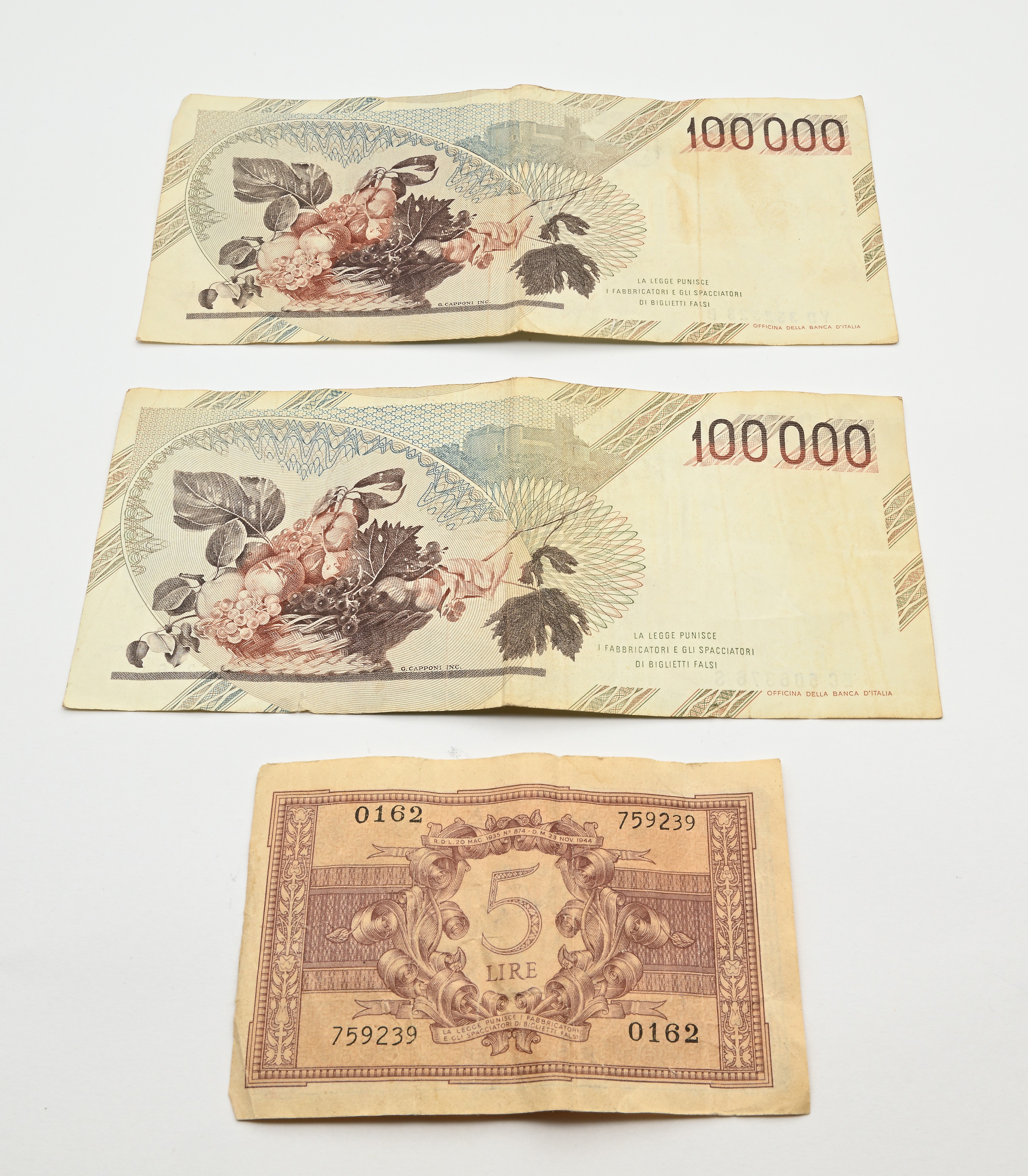 Caravaggio I° tipo, 2 pezzi da 100.000 Lire; 5 Lire Luogotenenza, (totale 2 esemplari)