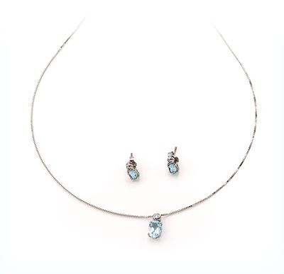 Parure in oro bianco 750/000, acquamarine e brillanti: collana e coppia di orecchini