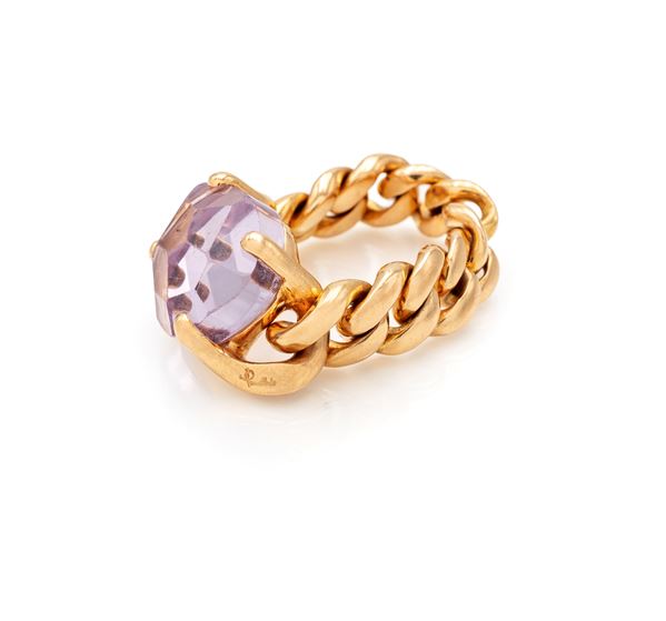 Pomellato, anello collezione Lola in oro e ametista.