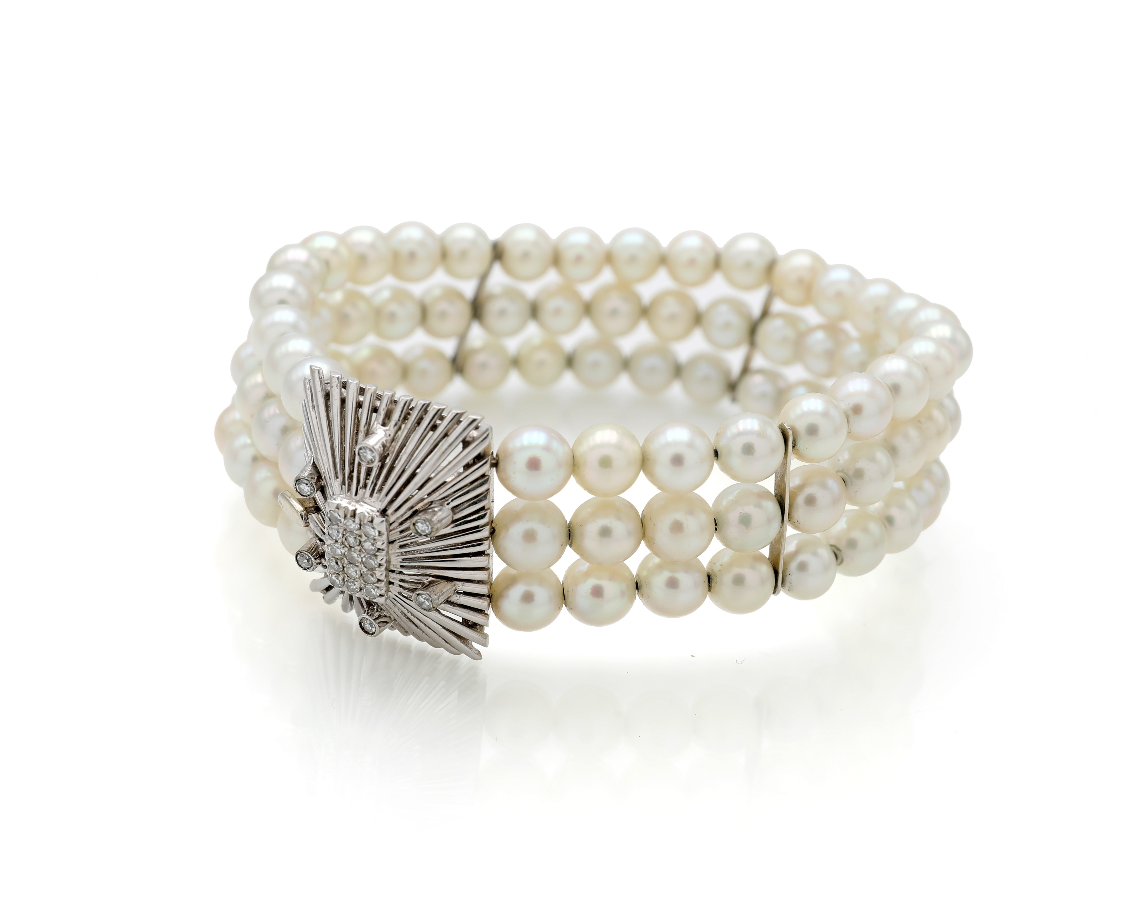 Bracciale in perle, oro bianco 750/000 e diamanti