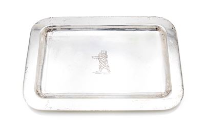 R. del Vecchio, Piattino svuota tasche in argento 925/000 inciso con orso