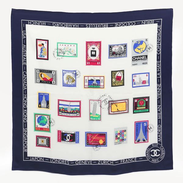 Chanel, foulard in seta