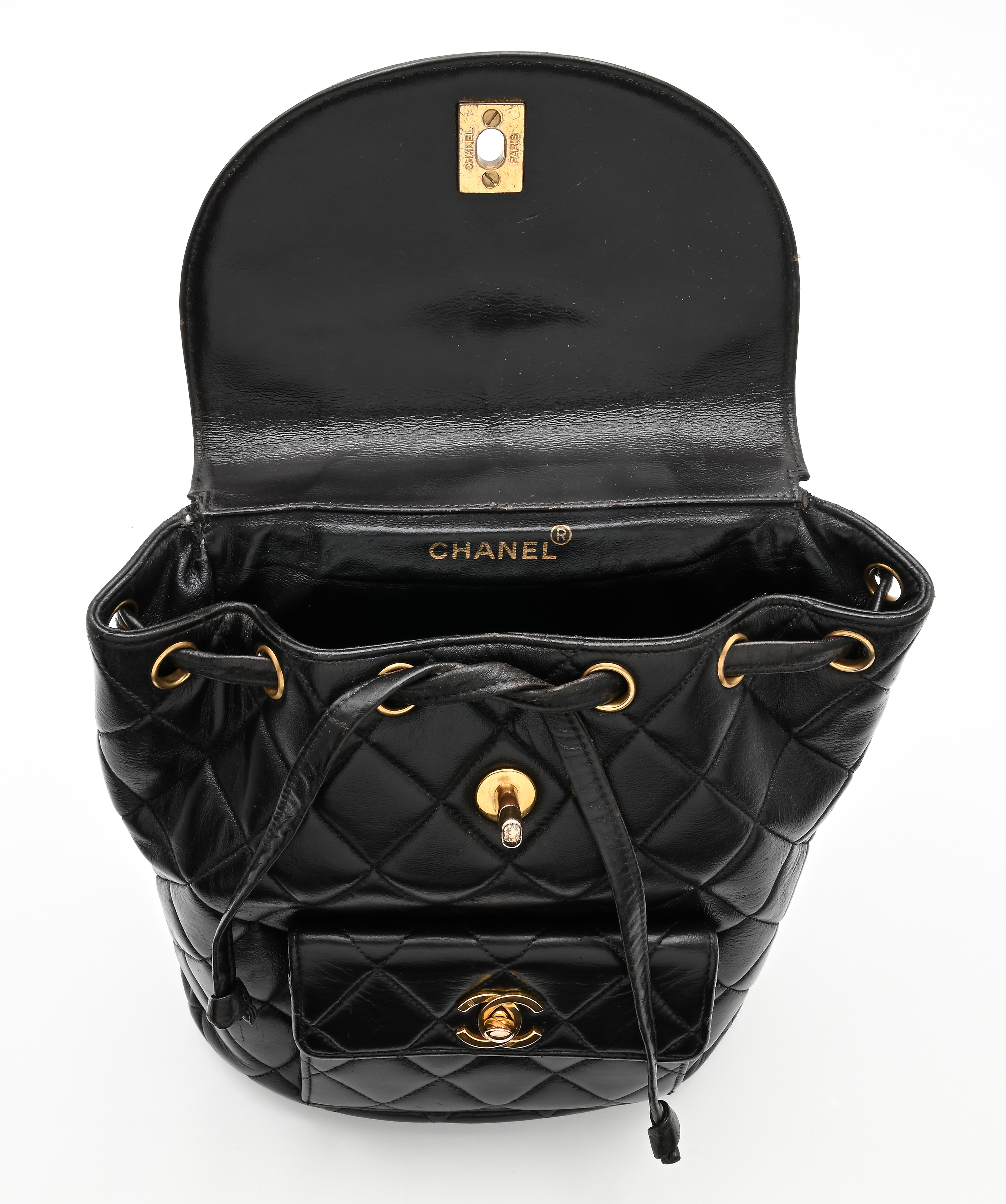 Chanel, zaino in pelle nera