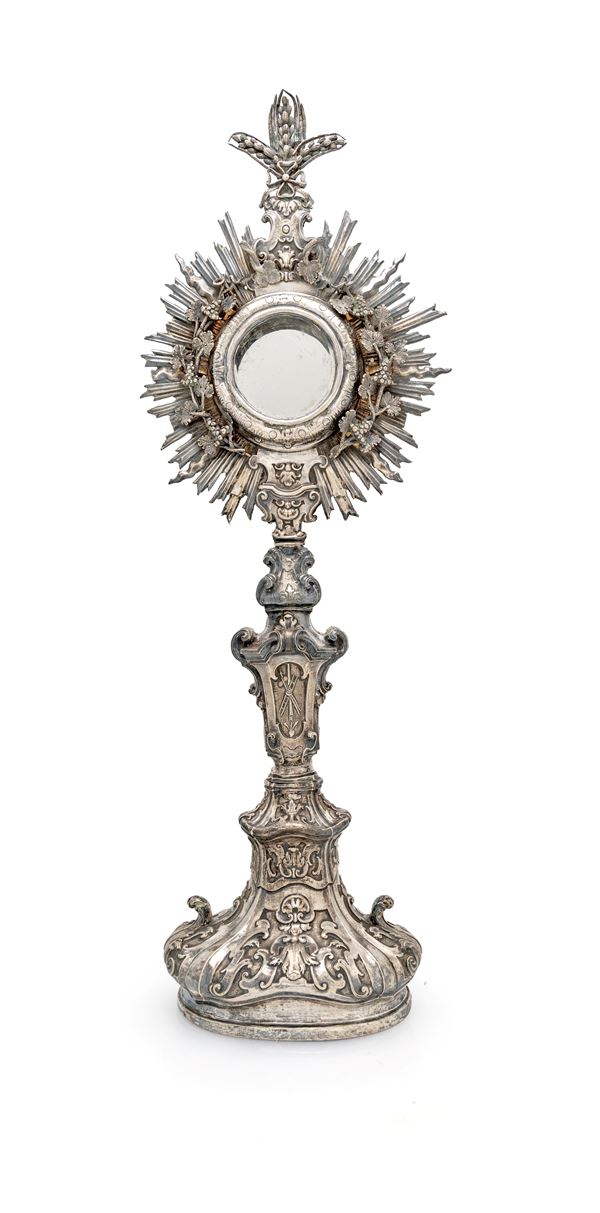 Ostensorio in lamina d'argento, XVIII secolo  - Auction Antique and Modern Silver | Silver Treasures: Cult and Collecting - Casa d'Aste Arcadia