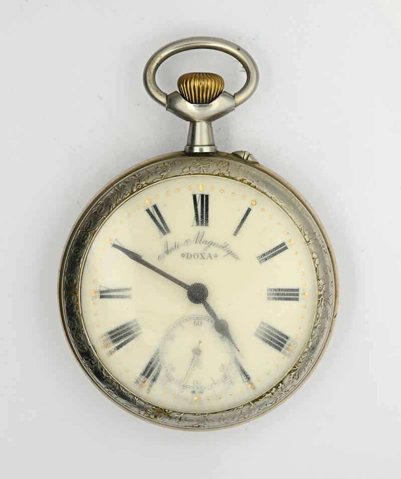 Doxa, Orologio da carrozza con scappamento ad ancora e spirale Breguet “remontoir” da uomo