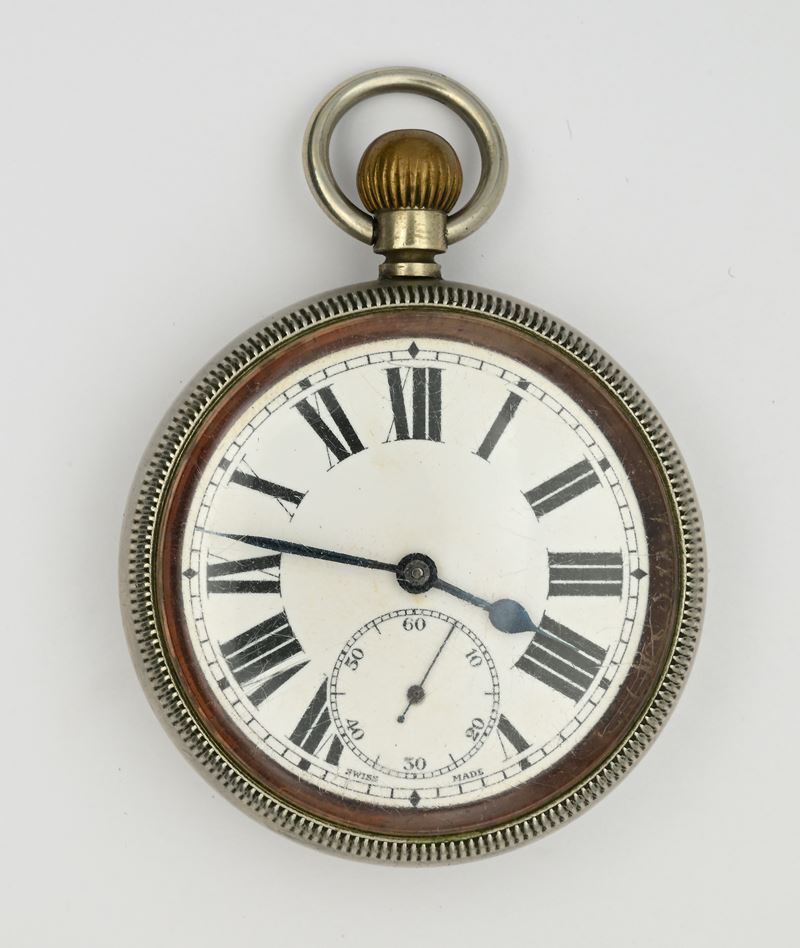 Anonimo svizzero, Orologio militare da tasca con scappamento ad ancora e remontoir, British Royal...