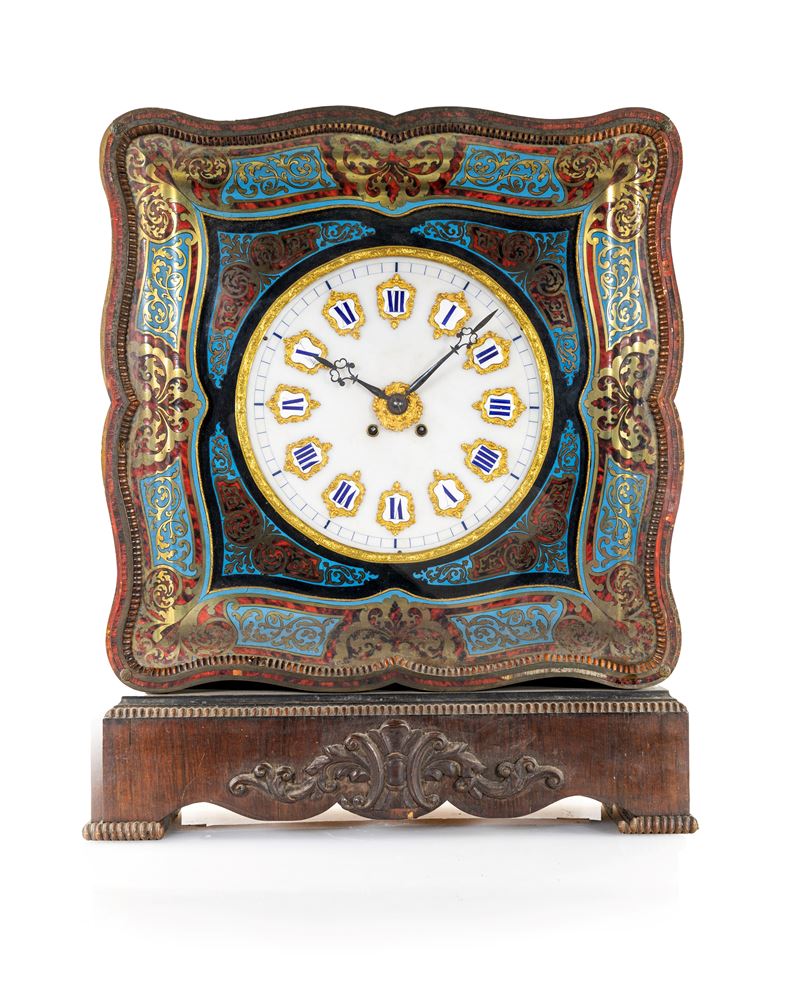 Seconda metà del XIX secolo, Grande orologio da muro e da camino con incrostazioni in metallo dor...