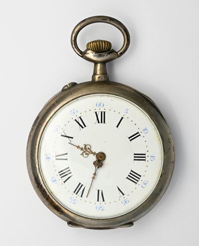 Orologio da tasca con scappamento ad ancora remontoir, in argento