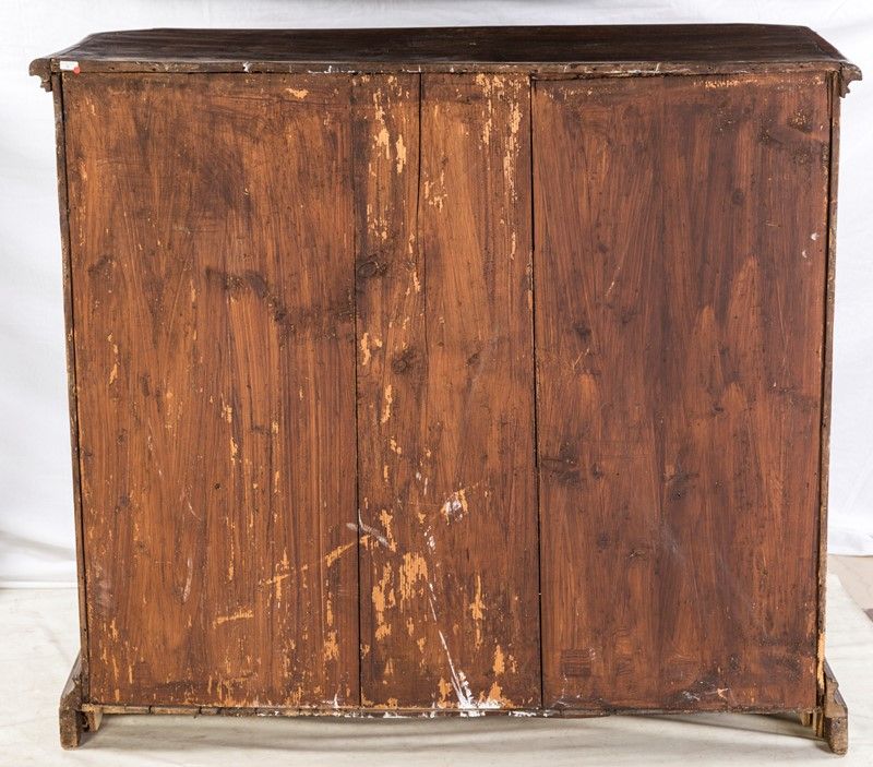 Credenza