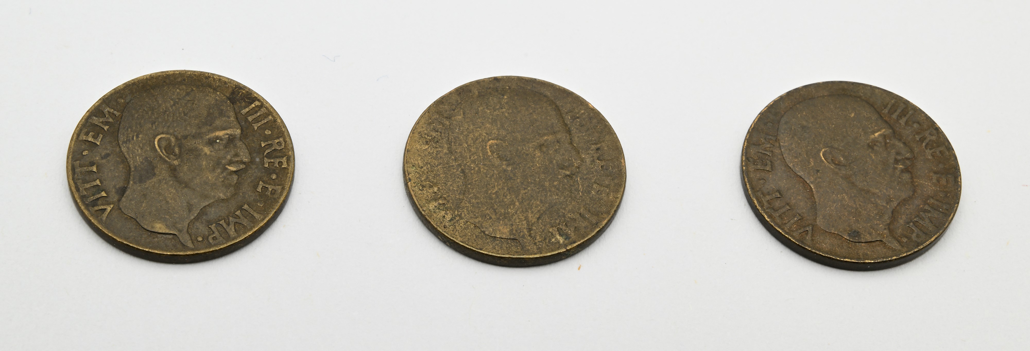 Regno d'Italia, lotto di tre monete da 5 centesimi 1943 “Aquila” con Vittorio Emanuele III