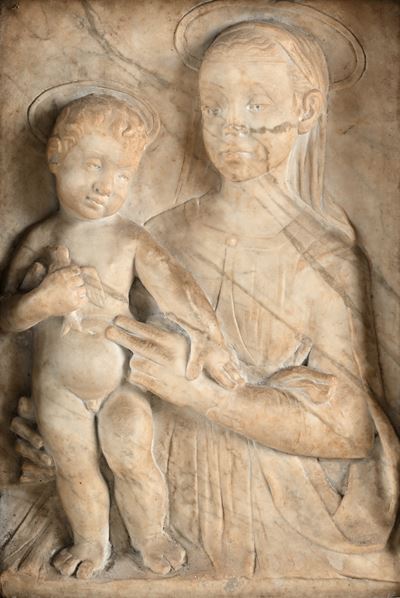Rilievo in marmo bianco, Madonna col Bambino