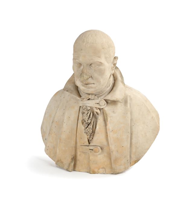 Busto di gentiluomo con jabot di merletto e mantello