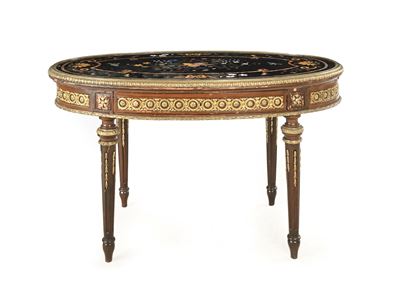 Tavolo da centro, piano ovale in marmi policromi e pietre dure con fregio e finiture in bronzo, f...