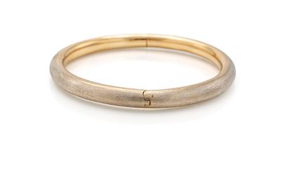 Bracciale rigido in oro bianco 750/000, liscio e satinato