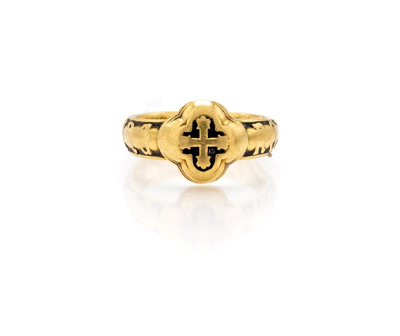 Anello antico in oro giallo 750/000 con smalti, misura 20