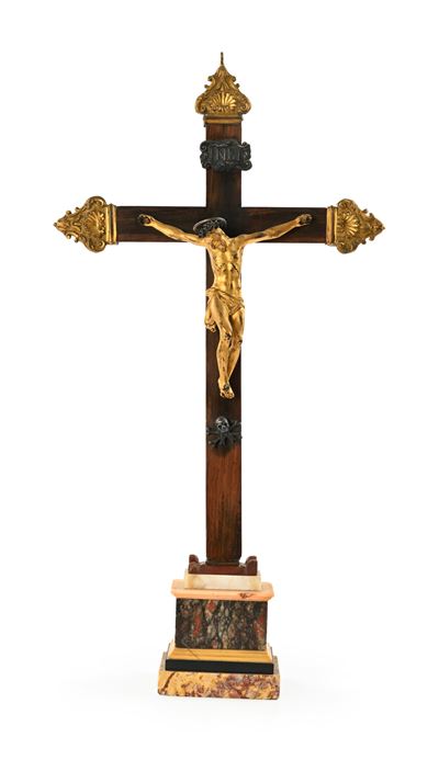 Crocifisso, legno e bronzo dorato su base in marmi vari, XVIII secolo
