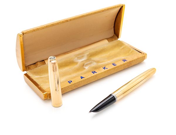 Parker 51 - Penna stilografica in metallo placcato in oro rosso 12Kt
