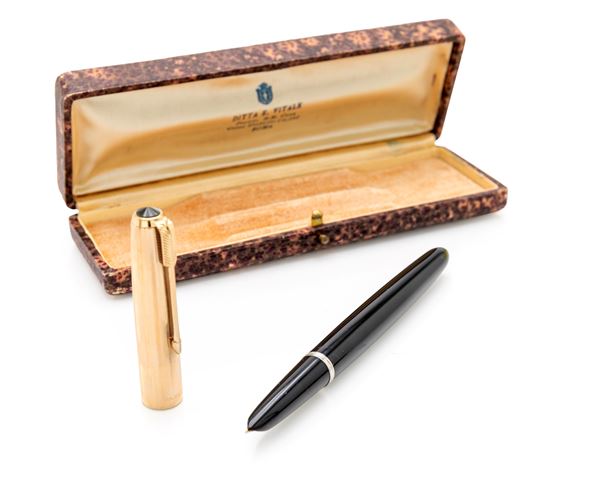 Parker 51 - Penna stilografica in resina e metallo placcato in oro giallo