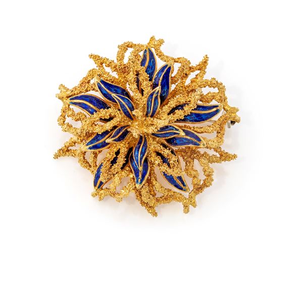 Spilla in oro, diamanti e smalto blu