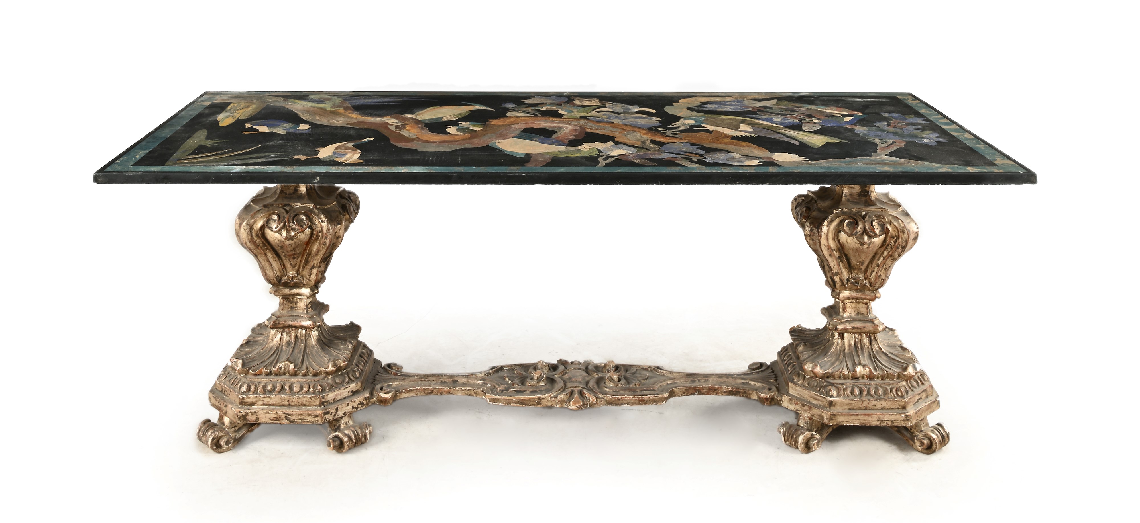 XX secolo, Tavolo basso in legno dorato con piano in scagliola figurato