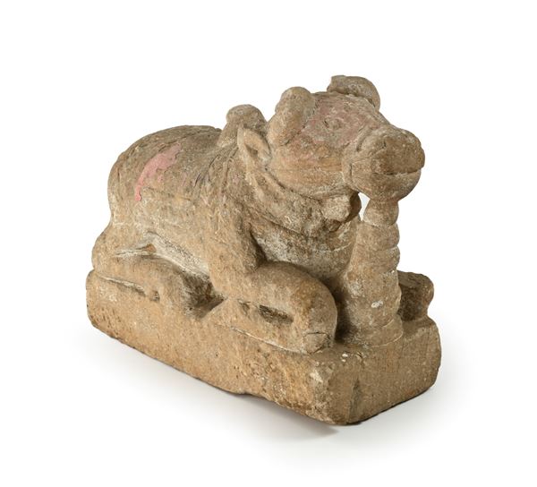 Scultura orientale zoomorfa in pietra  - Auction Time Auction - Antiques: Furniture, Accessories, Prints and Porcelain - Casa d'Aste Arcadia