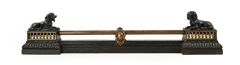 Finitura da camino in bronzo, decorazione con cani