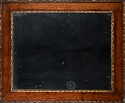 Specchiera, legno dorato e intagliato con fascia a palmette