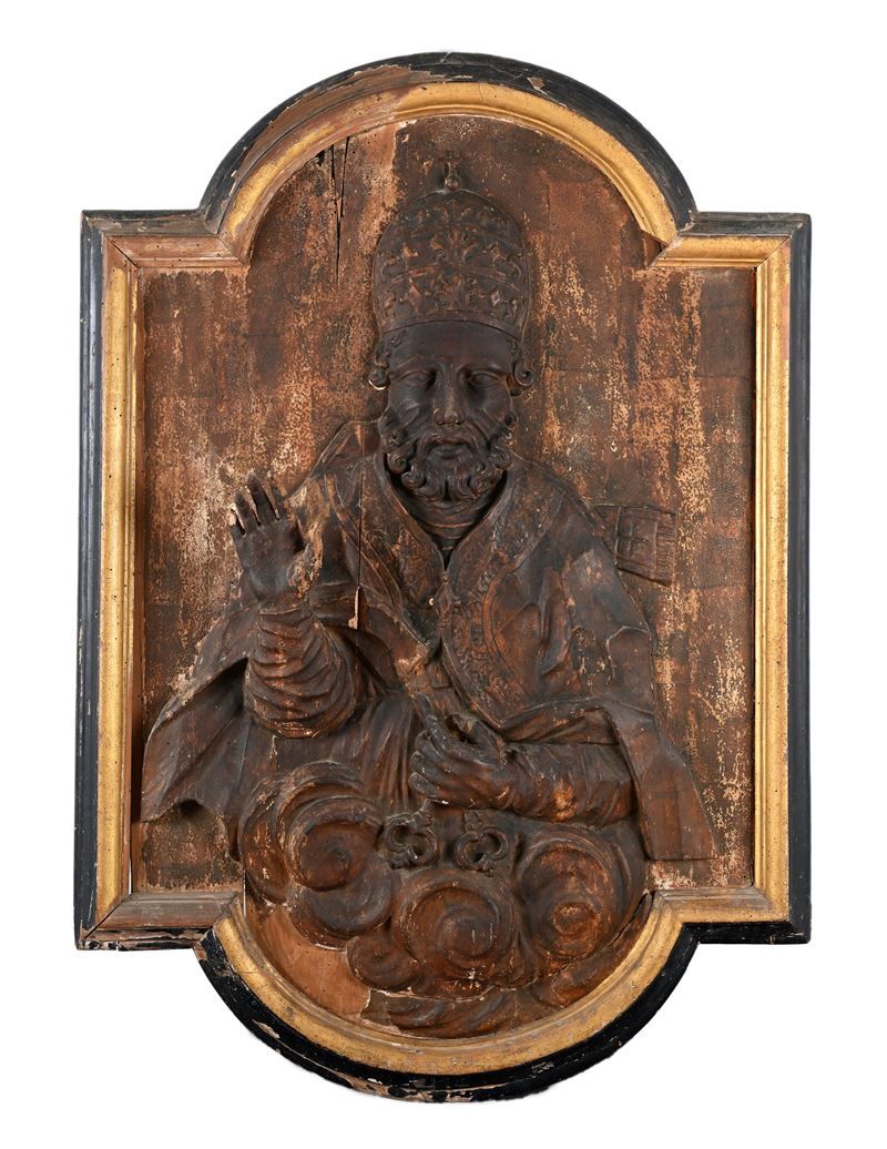 Placca lignea con figura di San Pietro Papa in rilievo, XVII/XVIII secolo
