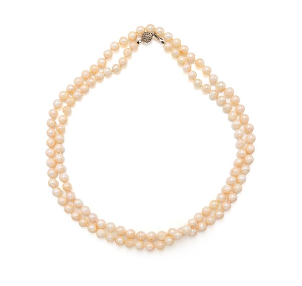 Collana ad un filo in perle ed oro