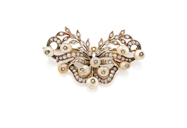 Spilla in oro, argento, diamanti e perle