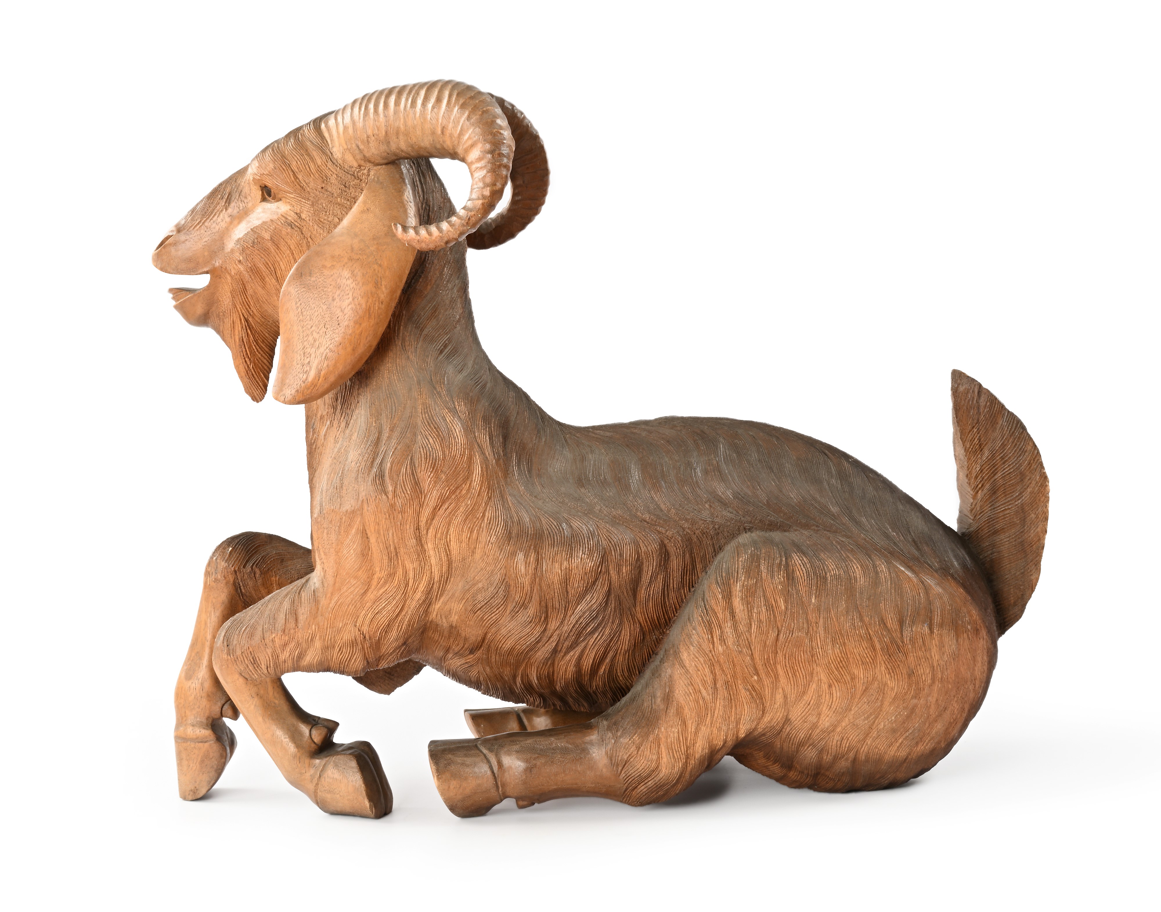 Scultura artigianale in legno raffigurante un ariete, XX secolo