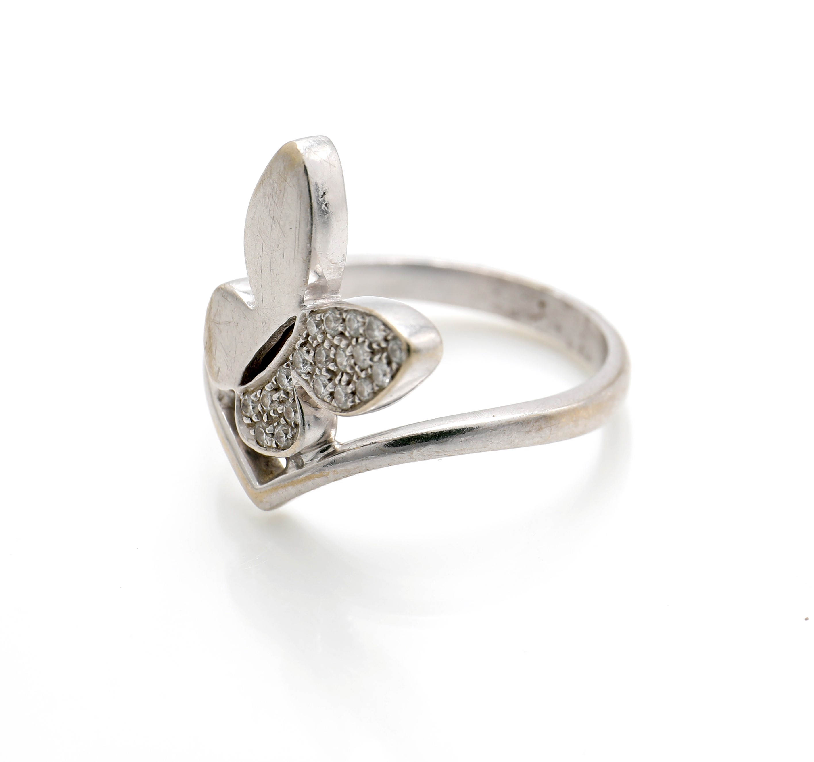 Anello a farfalla in oro bianco 750/000 con brillanti