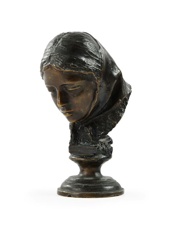 Piccola testa femminile con fazzoletto in testa  - bronzo patinato - Asta Asta a Tempo - Antiquariato: Mobili, Arredi, Stampe e Porcellane - Casa d'Aste Arcadia