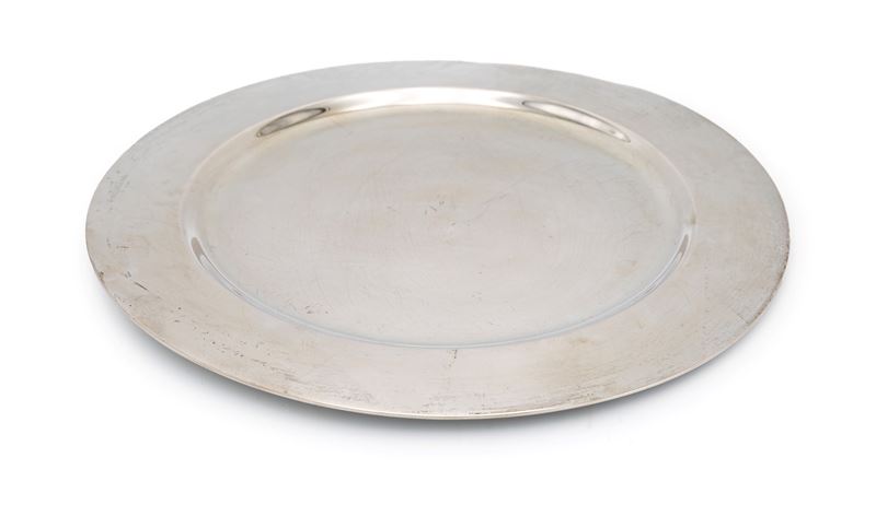 Piatto circolare in argento, diametro 30 cm, gr. 585
