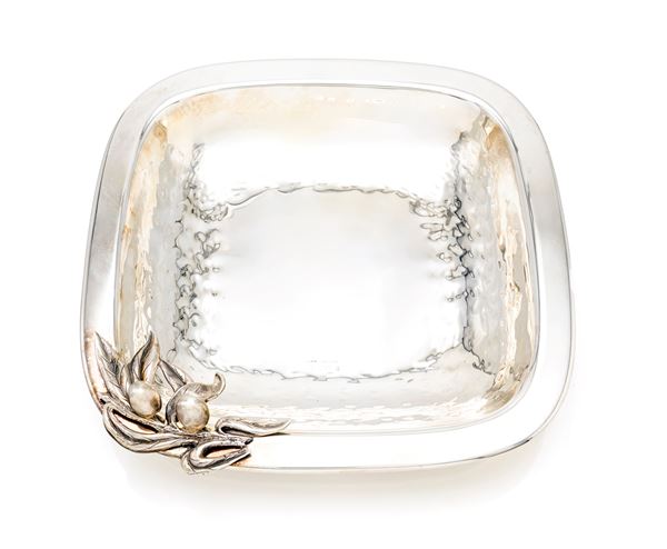 Centrotavola quadrangolare in argento sterling