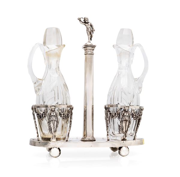 Acetoliera in argento, prima metà del XIX secolo  - Auction Antique and Modern Silver | Silver Treasures: Cult and Collecting - Casa d'Aste Arcadia
