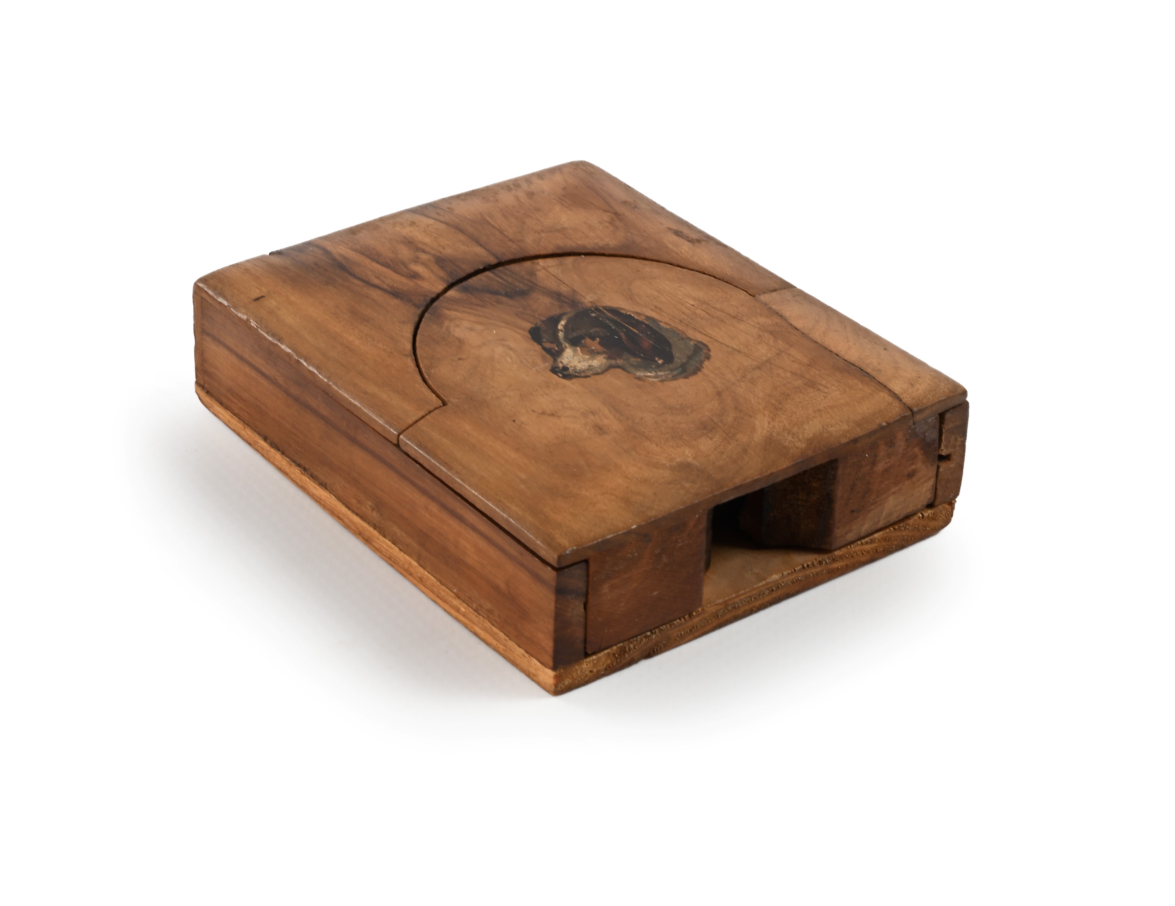 Scatola espositore per orologio, legno dipinto con figura di cane, XX secolo