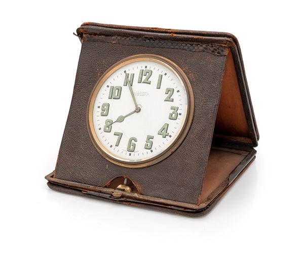 J.C.Vickery - Grande orologio da viaggio a carica manuale 8 giorni in ottone e metallo cromato