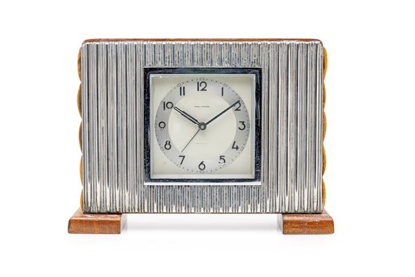 Mauthe per Efes Firenze - Orologio sveglia da tavolo a carica manuale in legno rivestito con lamina d'argento '800  (anni '30)  - Auction Timed Auction - Wristwatches, Pocket Watches, Table Clocks, Pens, and Desk Accessories - Casa d'Aste Arcadia