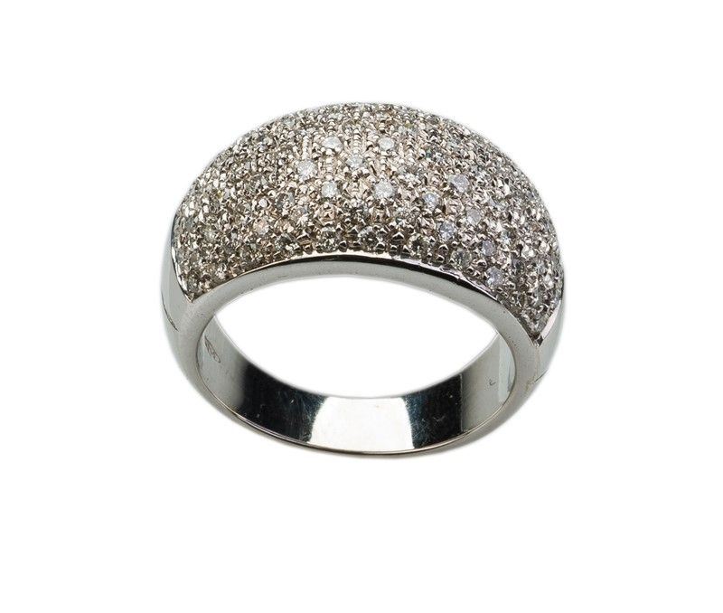 Anello con Pave' di Brillanti
