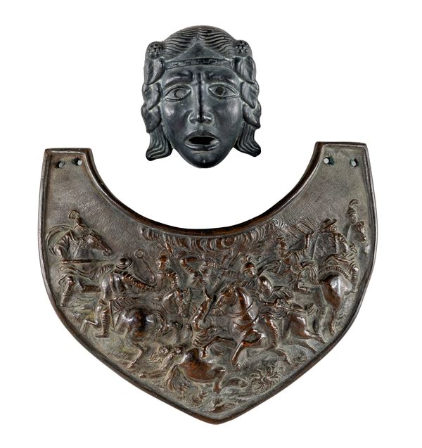 Gorgiera in metallo istoriato, XIX secolo