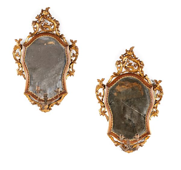 Coppia di specchiere in legno intagliato e dorato, Venezia, XVIII secolo