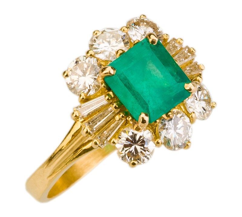Anello con Smeraldo