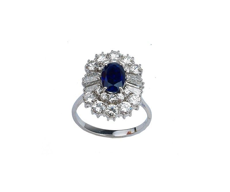 Anello con Zaffiro e Brillanti